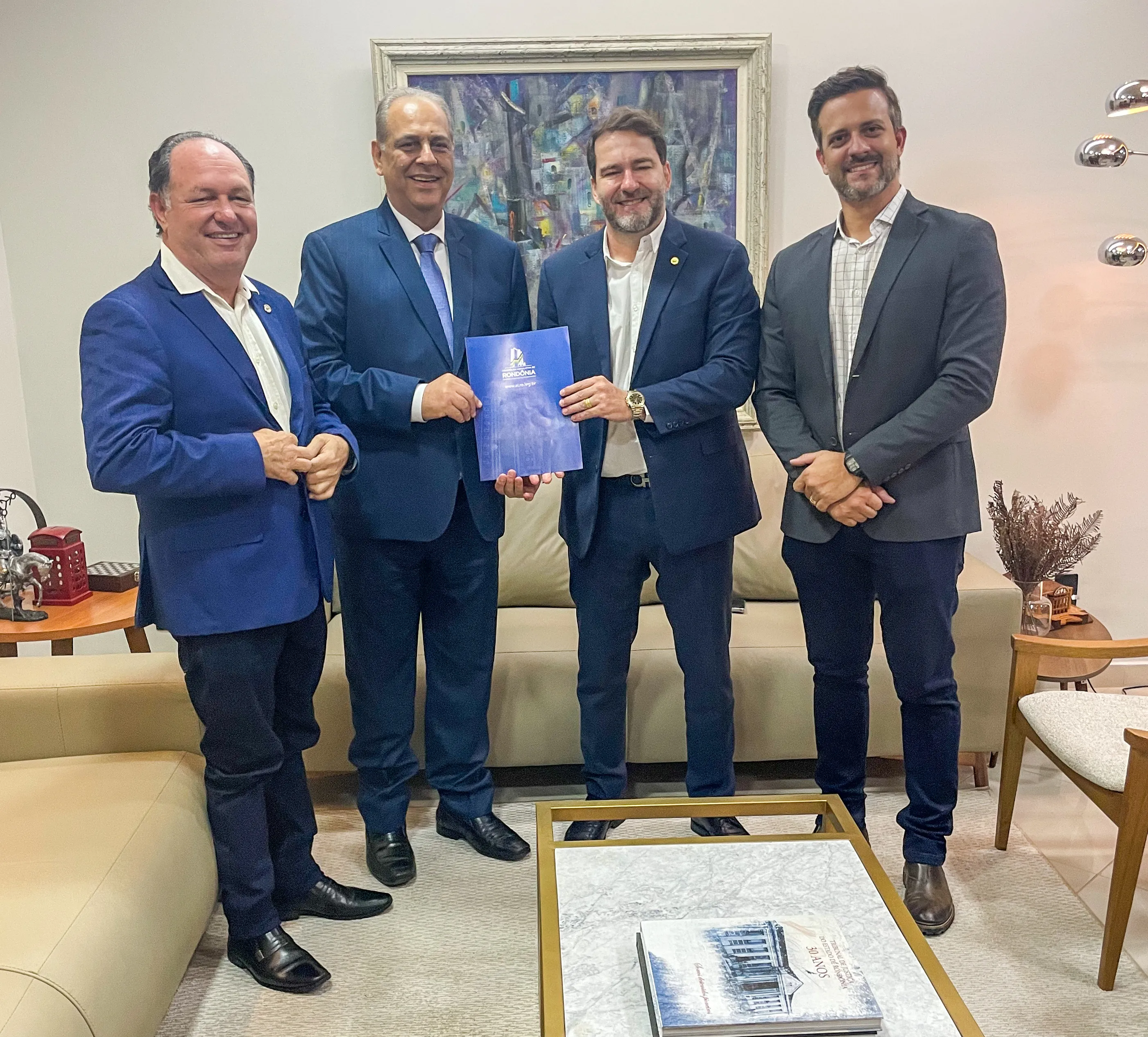 AGORA É COM A JUSTIÇA - Presidente da ALE-RO Entrega Relatório da CPI das Reservas ao Tribunal de Justiça de Rondônia 
